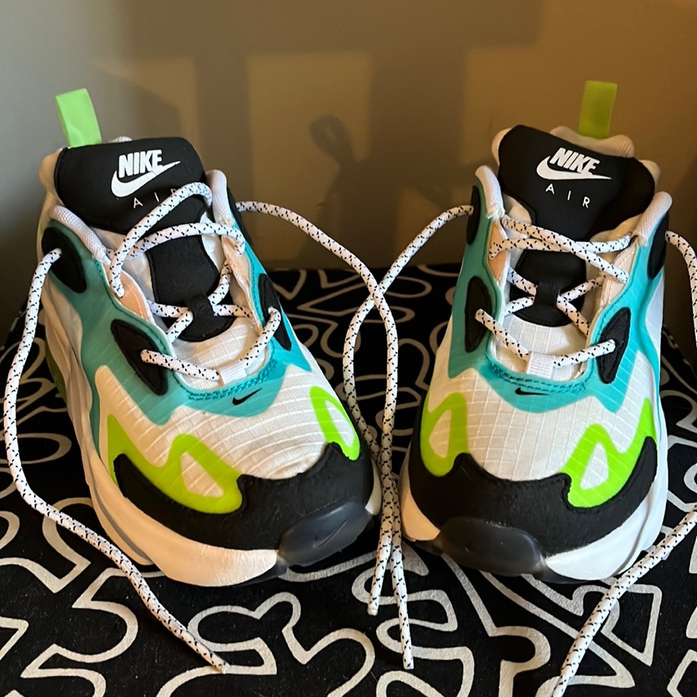 Nike Air Max 200 (GS)